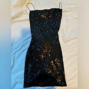 ladies windsor black sequin dress